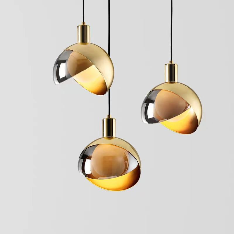 Moderne gouden glazen hanglamp